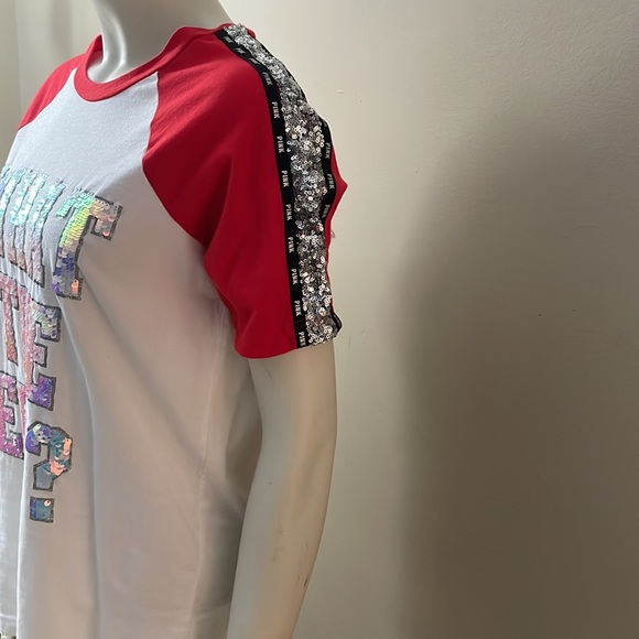 Victoria Secret - Picture 3 of 6